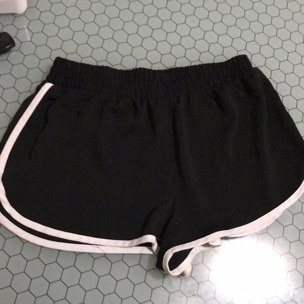 FOREVER 21 RUNNING SHORT